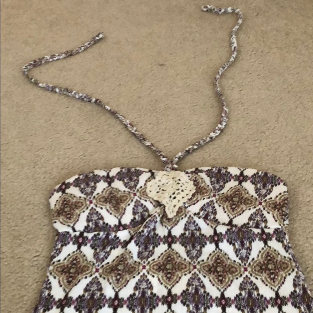 Halter Top - Picture 2 of 5